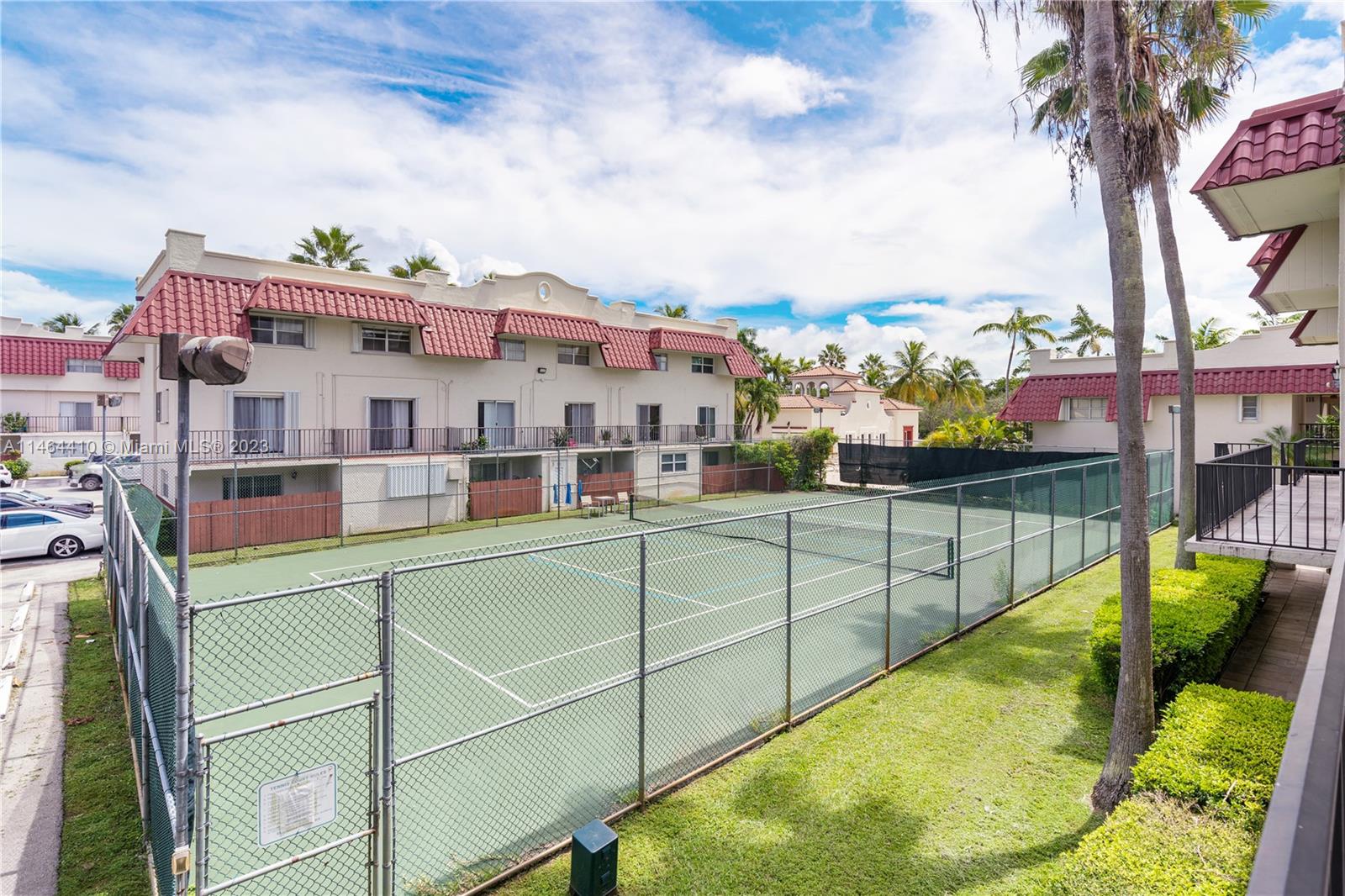 6709 N Kendall Dr 207 Property Photo 1