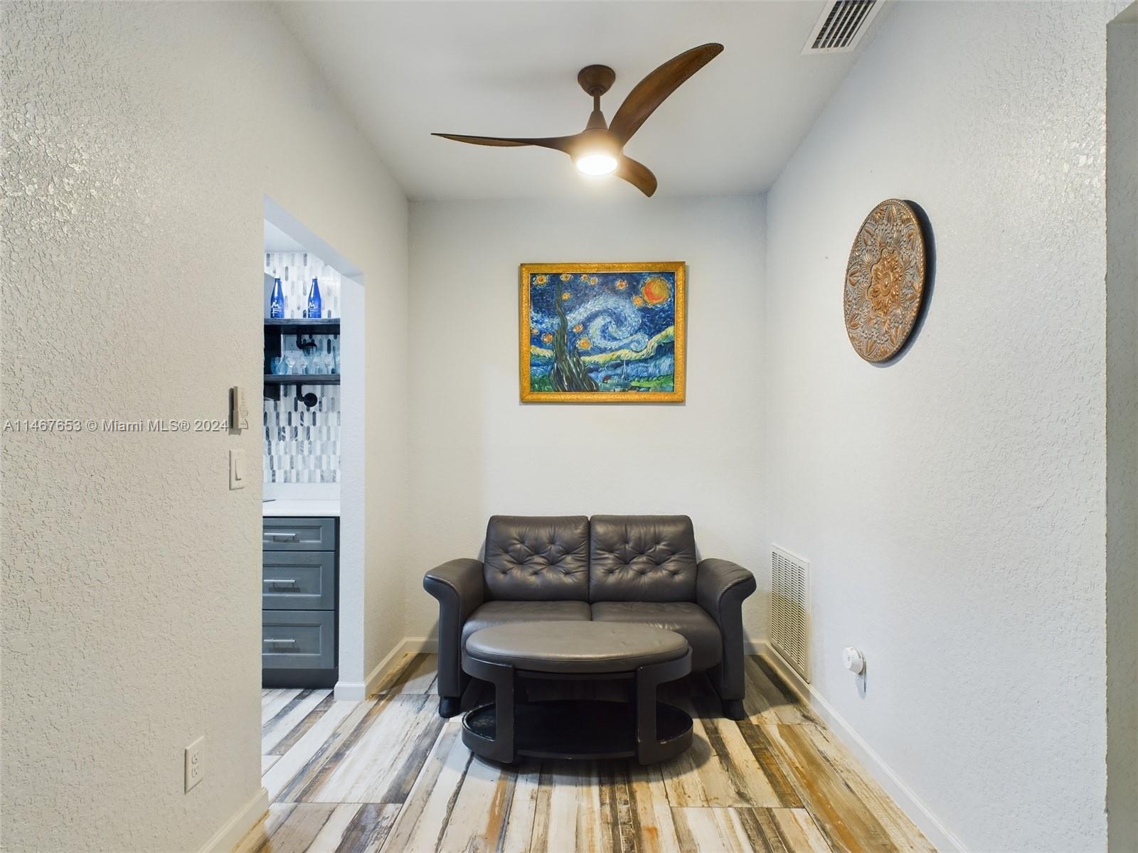 2049 San Marcos Drive 127 Property Photo 10