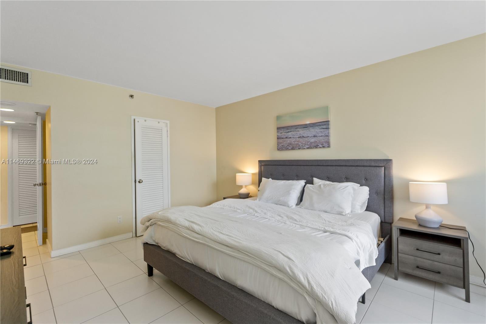 100 Lincoln Rd 1043 Property Photo 6