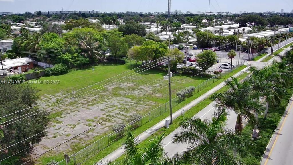 5421 W Hallandale Beach Blvd Property Photo 6