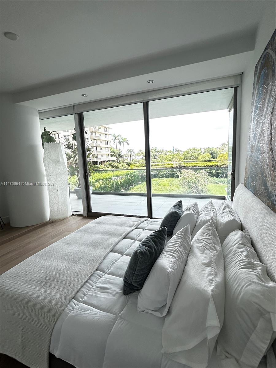 10201 Collins Ave 211 Property Photo 8
