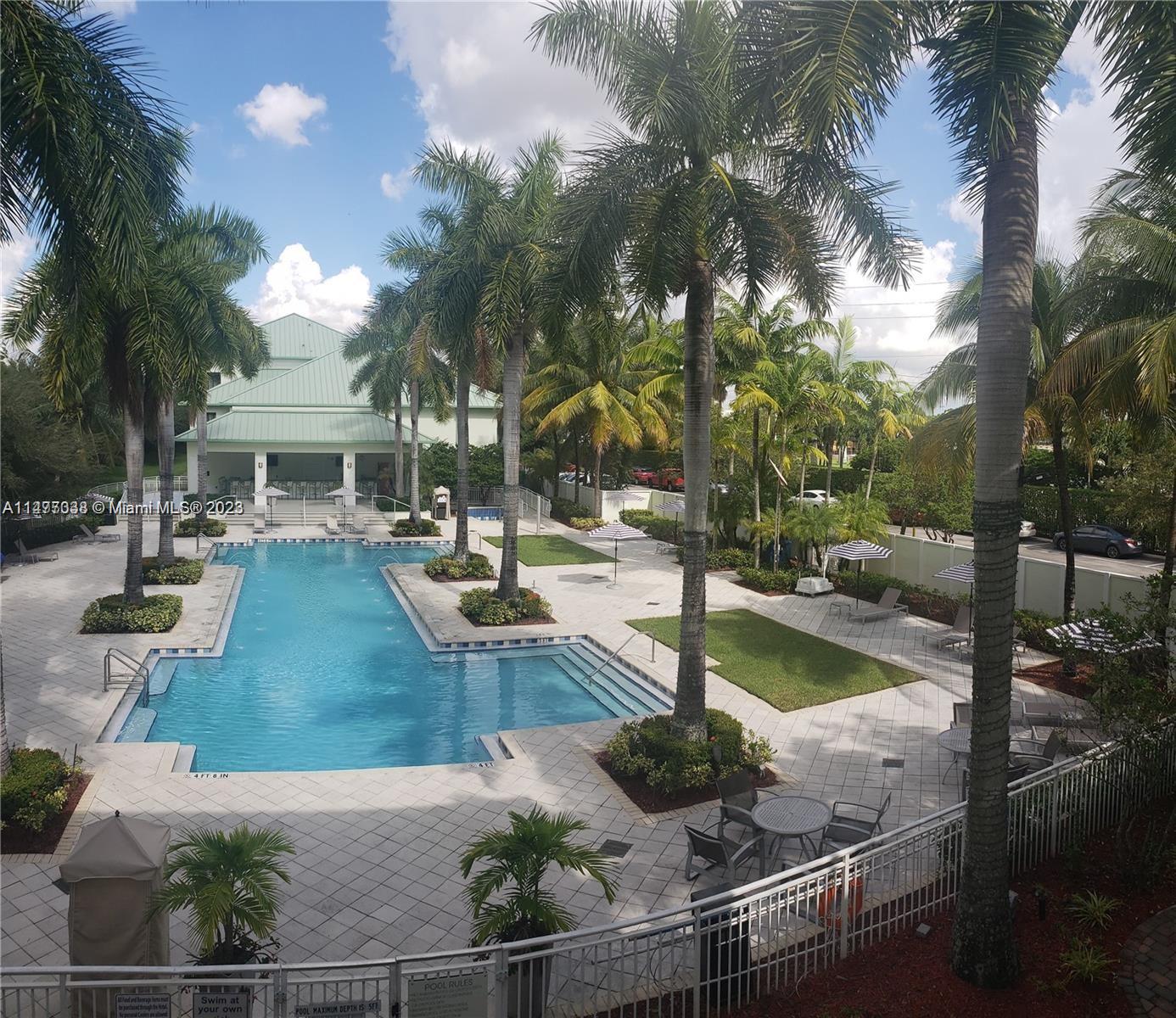 A11477338 Property Photo 11