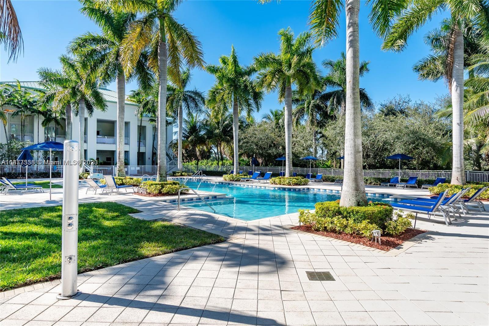 A11477338 Property Photo 14