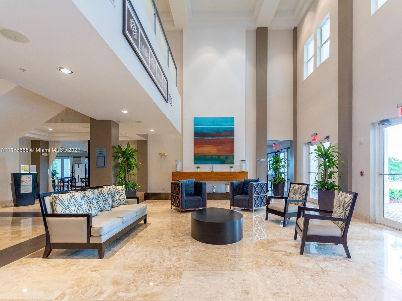 A11477338 Property Photo 15