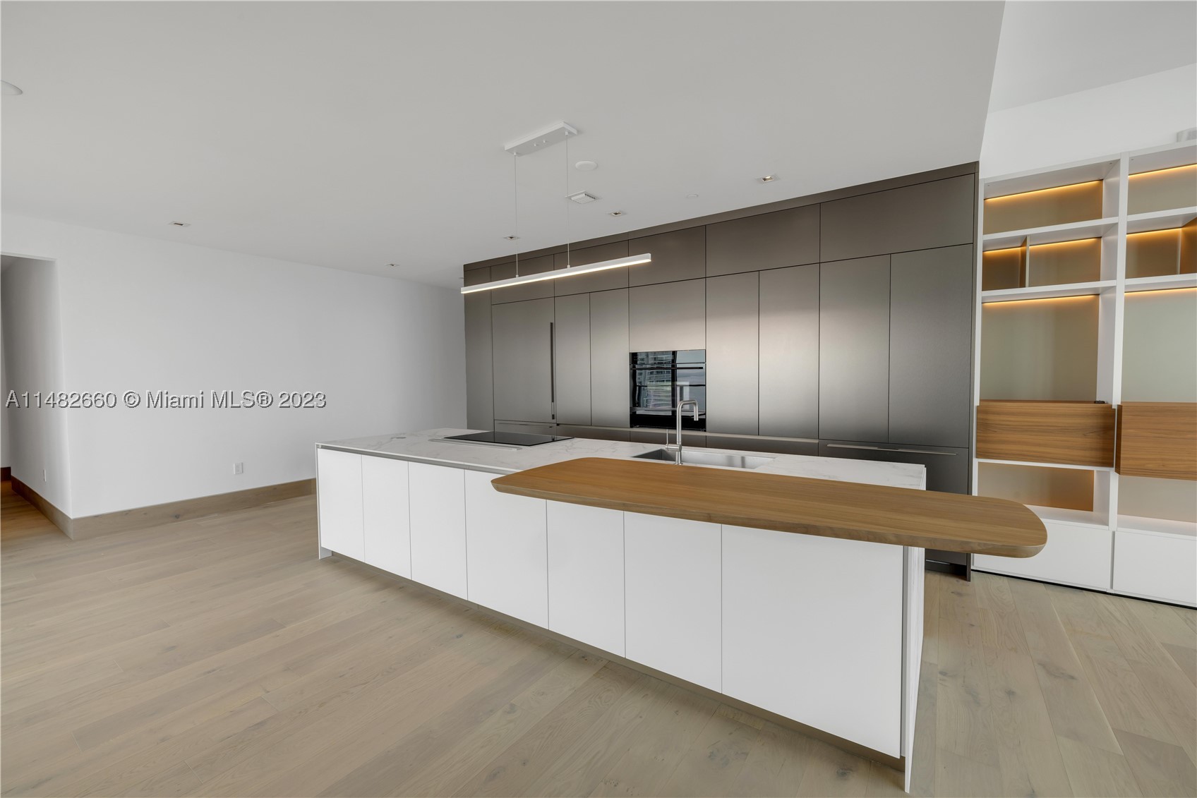 1451 Brickell Ave 4403 Property Photo 13