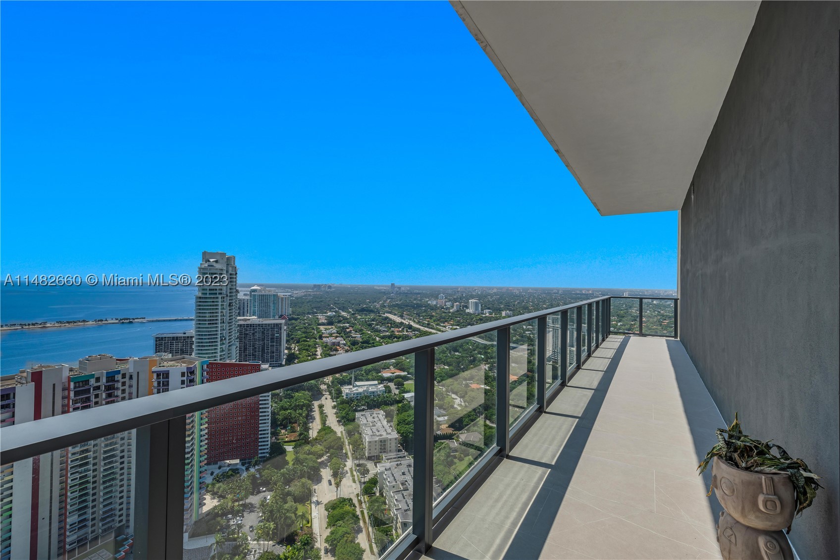 1451 Brickell Ave 4403 Property Photo 19