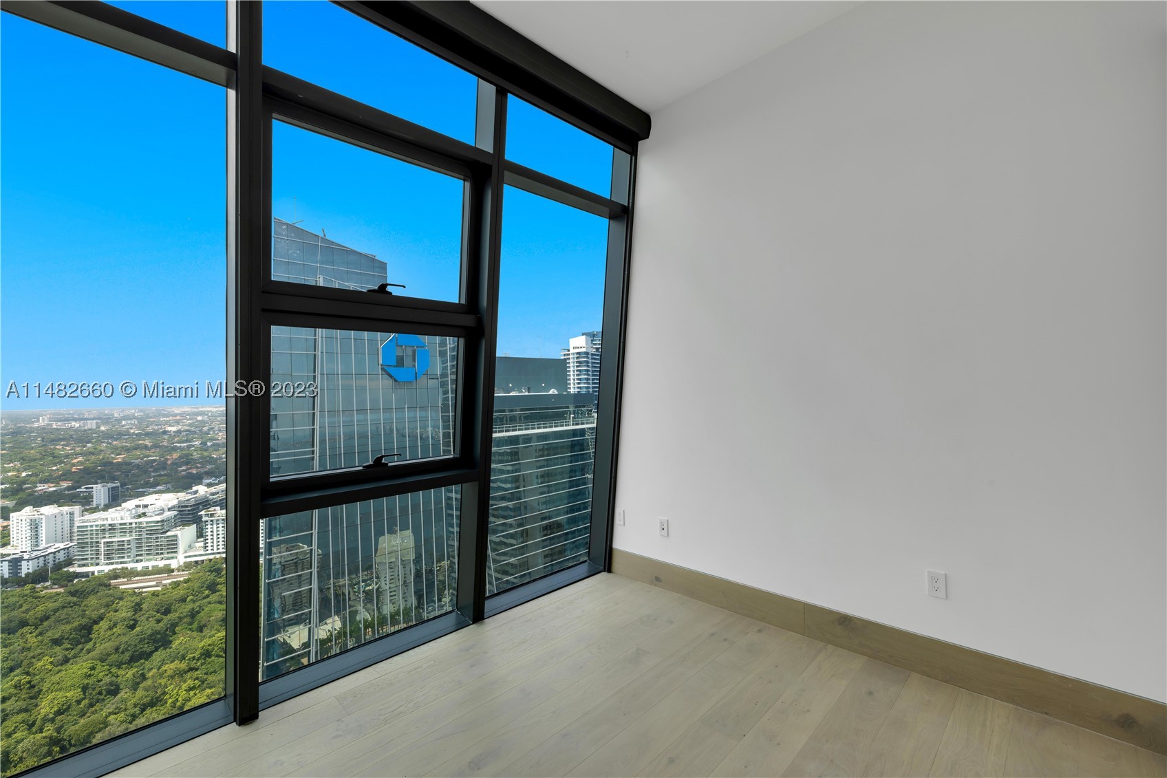 1451 Brickell Ave 4403 Property Photo 26