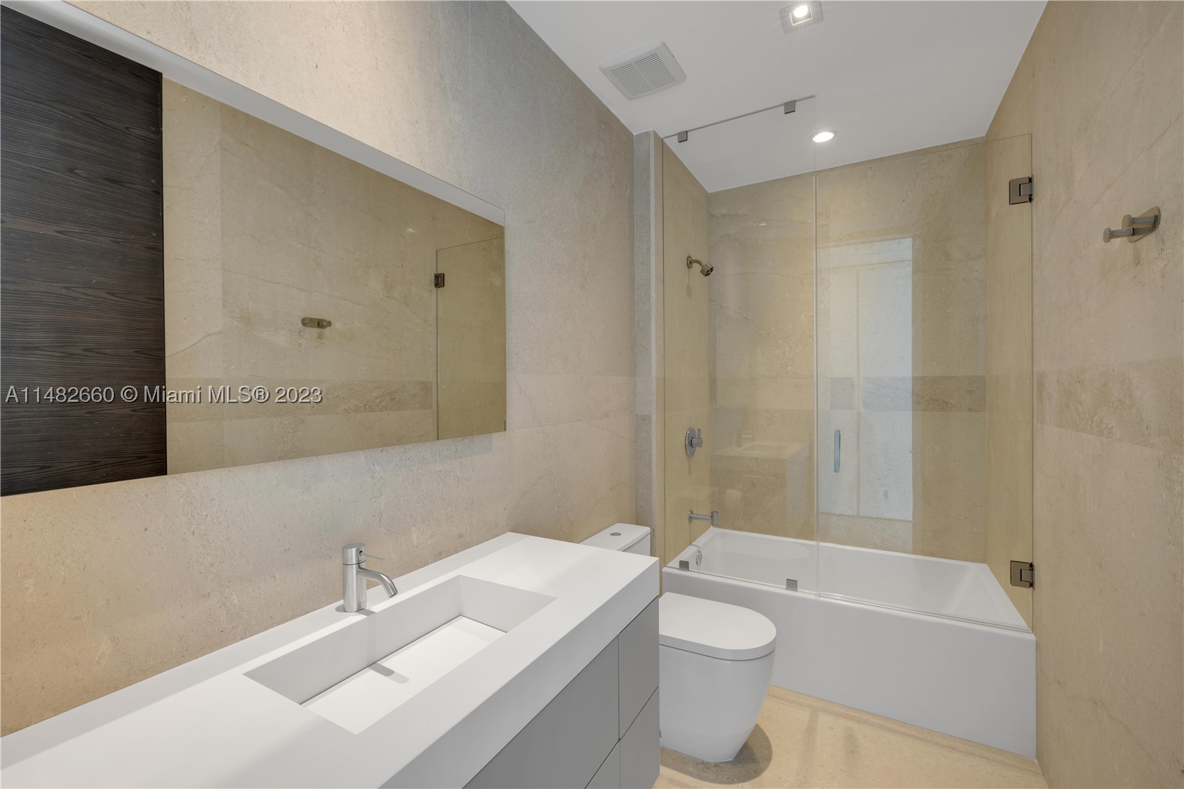 1451 Brickell Ave 4403 Property Photo 32