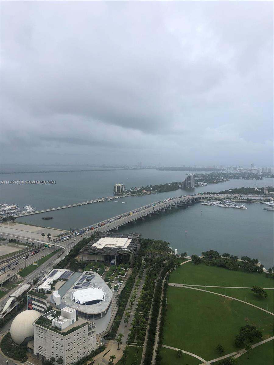 900 Biscayne Blvd 4904 Property Photo 3