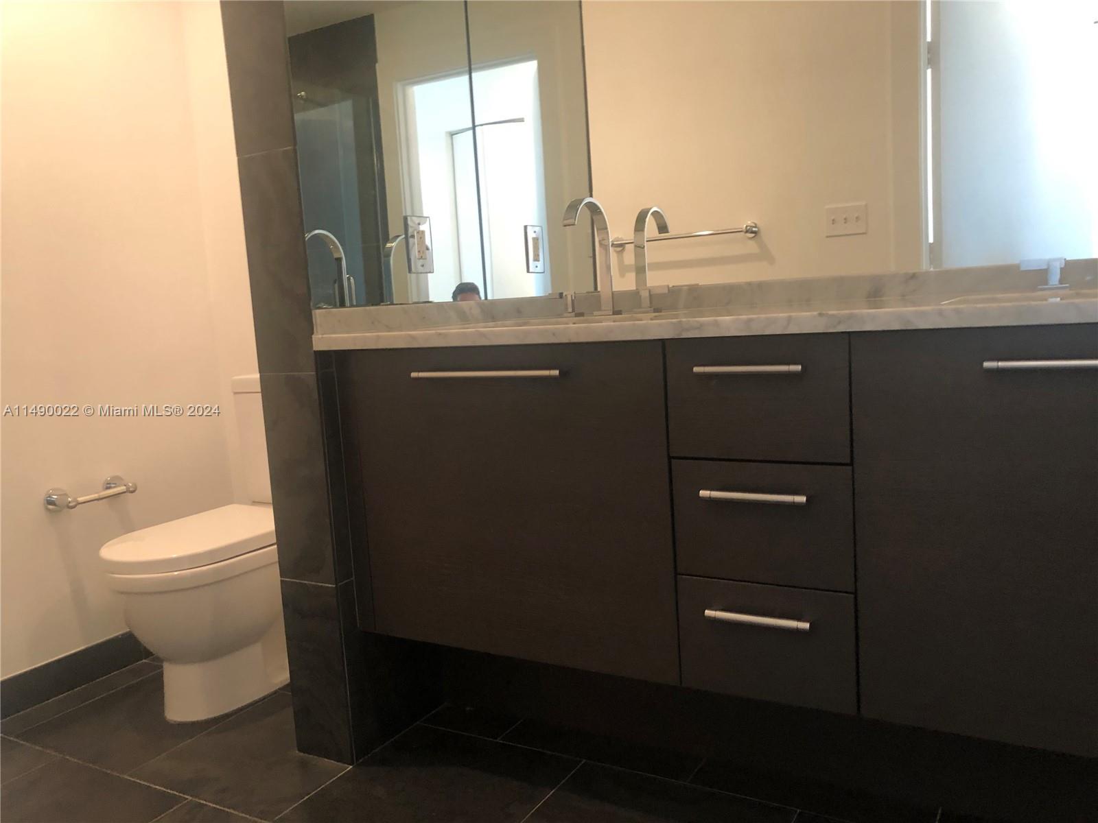 900 Biscayne Blvd 4904 Property Photo 8