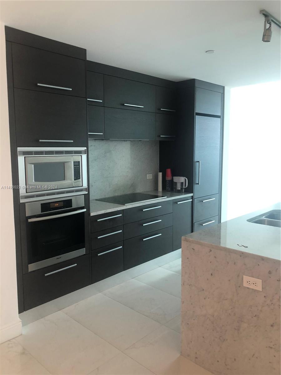 900 Biscayne Blvd 4904 Property Photo 13