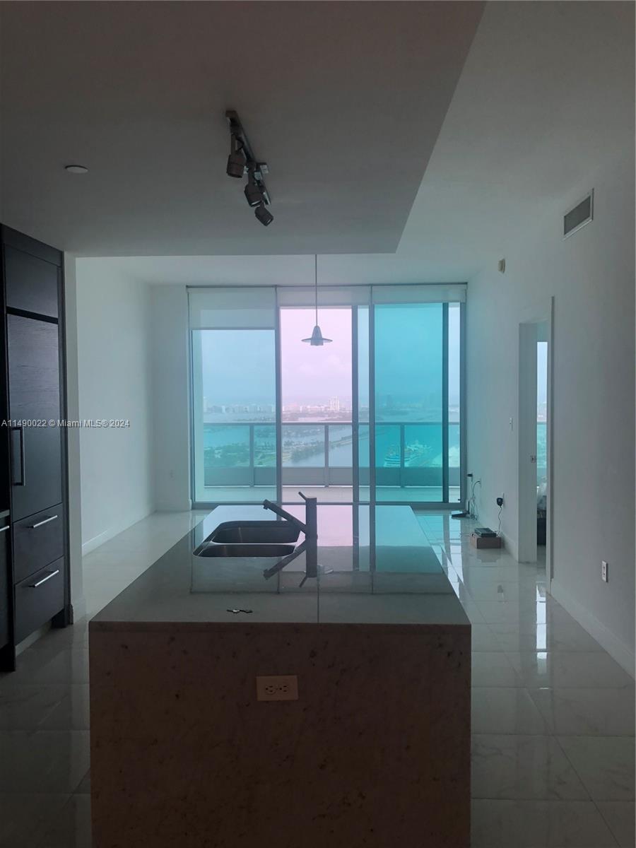 900 Biscayne Blvd 4904 Property Photo 14