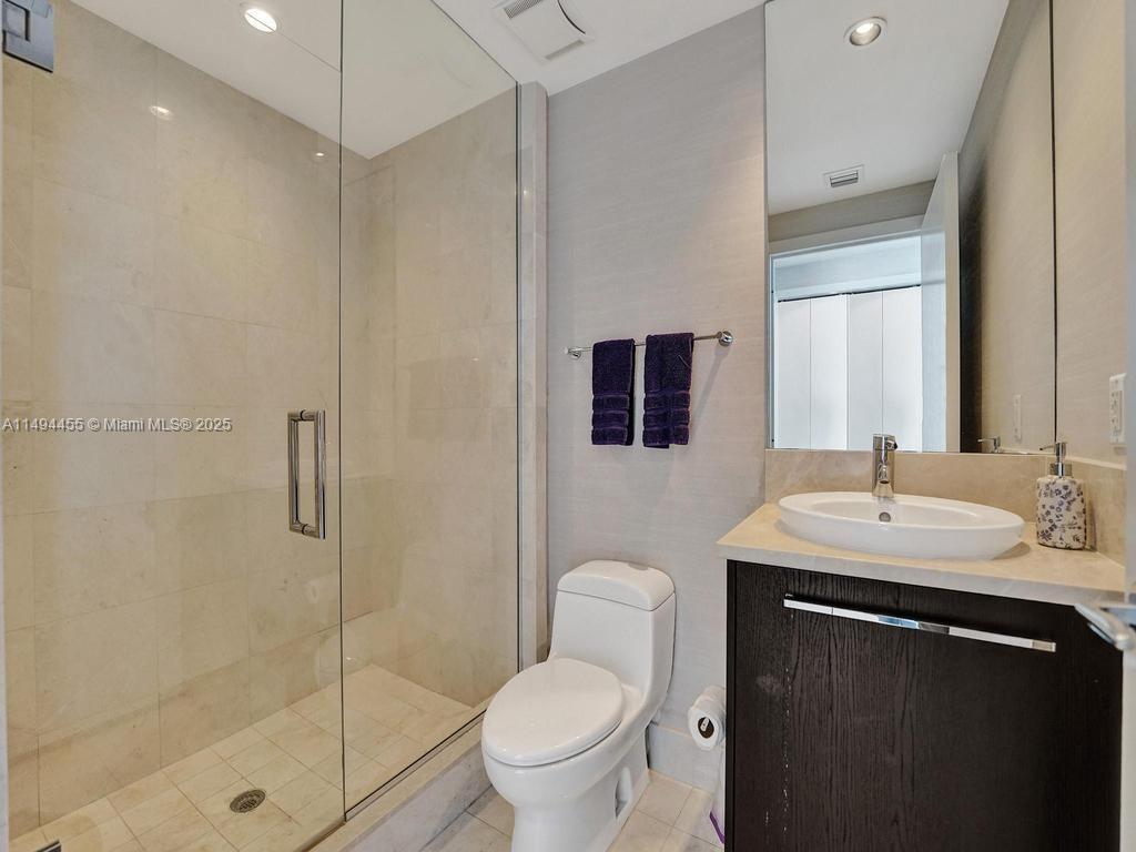 17121 Collins Ave 3904-5 Property Photo 47