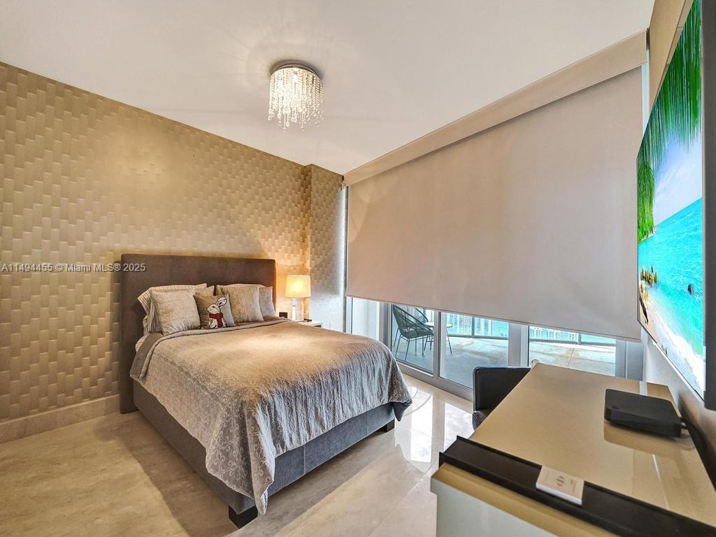 17121 Collins Ave 3904-5 Property Photo 51