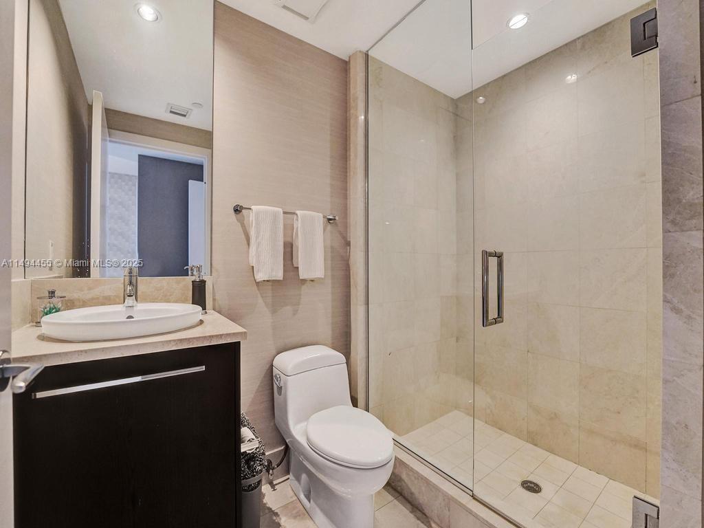 17121 Collins Ave 3904-5 Property Photo 53