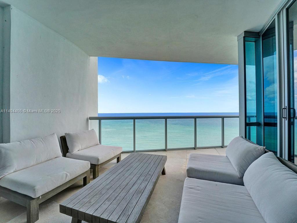 17121 Collins Ave 3904-5 Property Photo 56