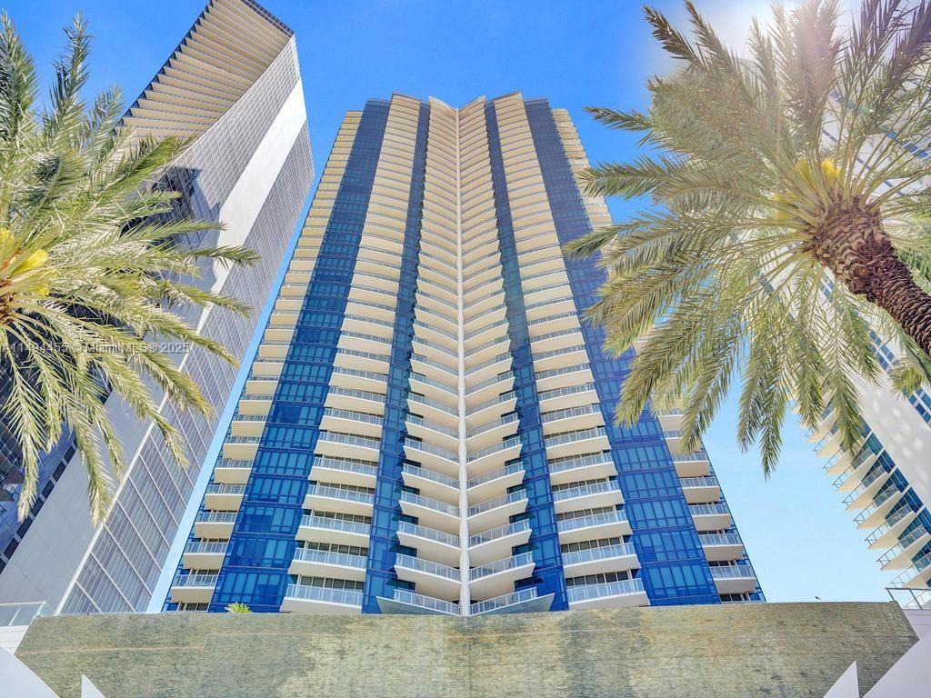 17121 Collins Ave 3904-5 Property Photo 64