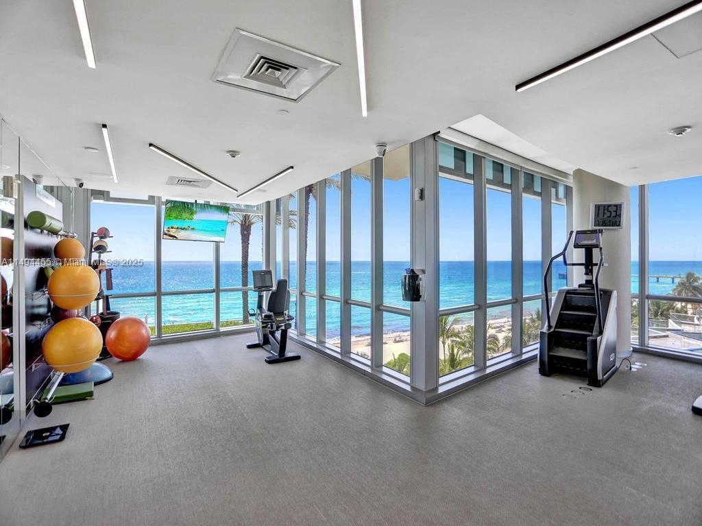 17121 Collins Ave 3904-5 Property Photo 82