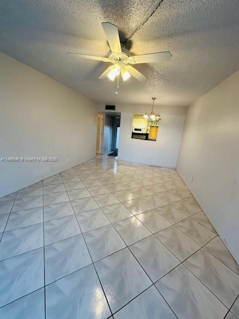9620 Sunrise Lakes Blvd 306 Property Photo 4