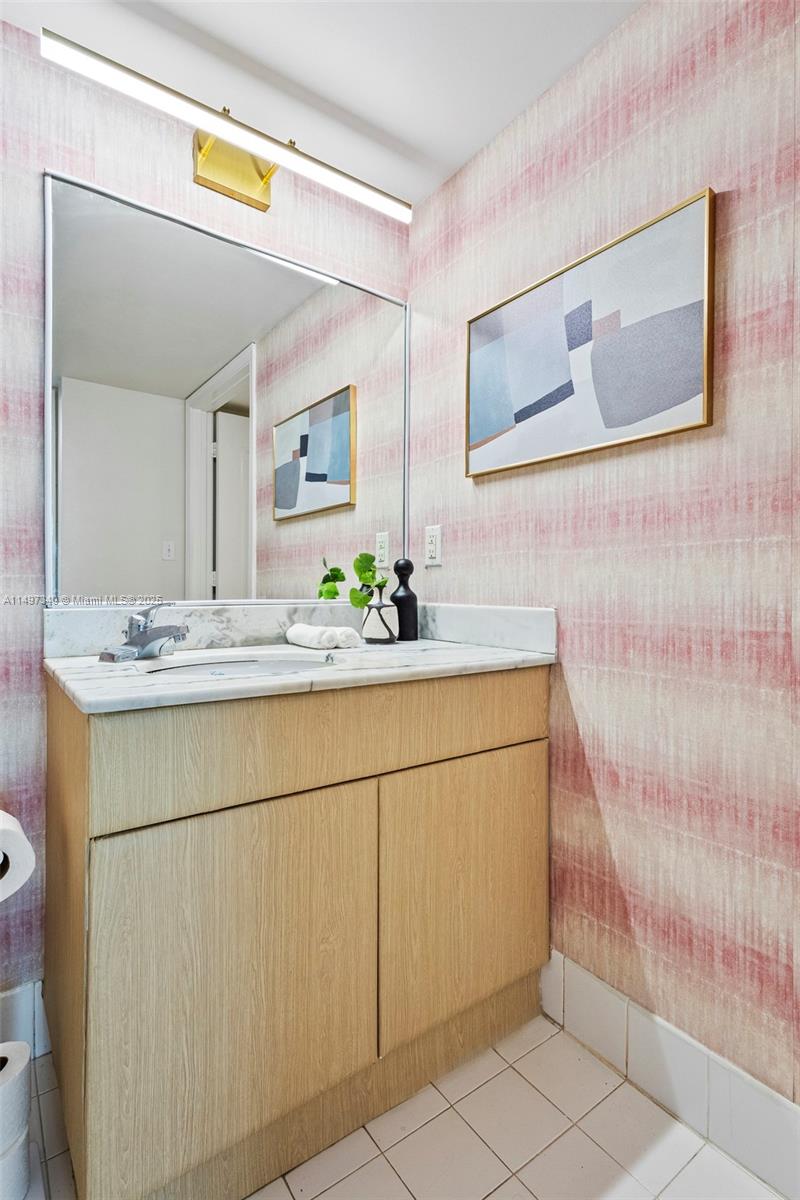 1200 Brickell Bay Dr 3619 Property Photo 19