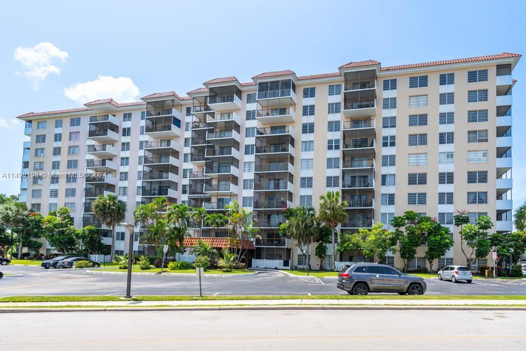 A11498193 Property Photo 1