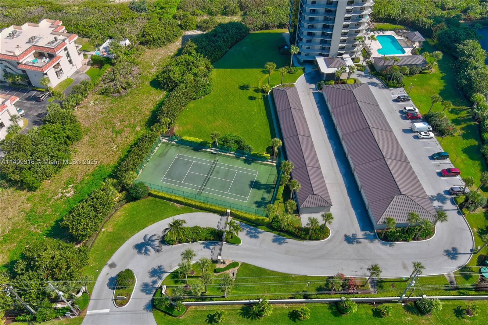4000 Jimmy Buffet Memorial Highway 602 Property Photo 7