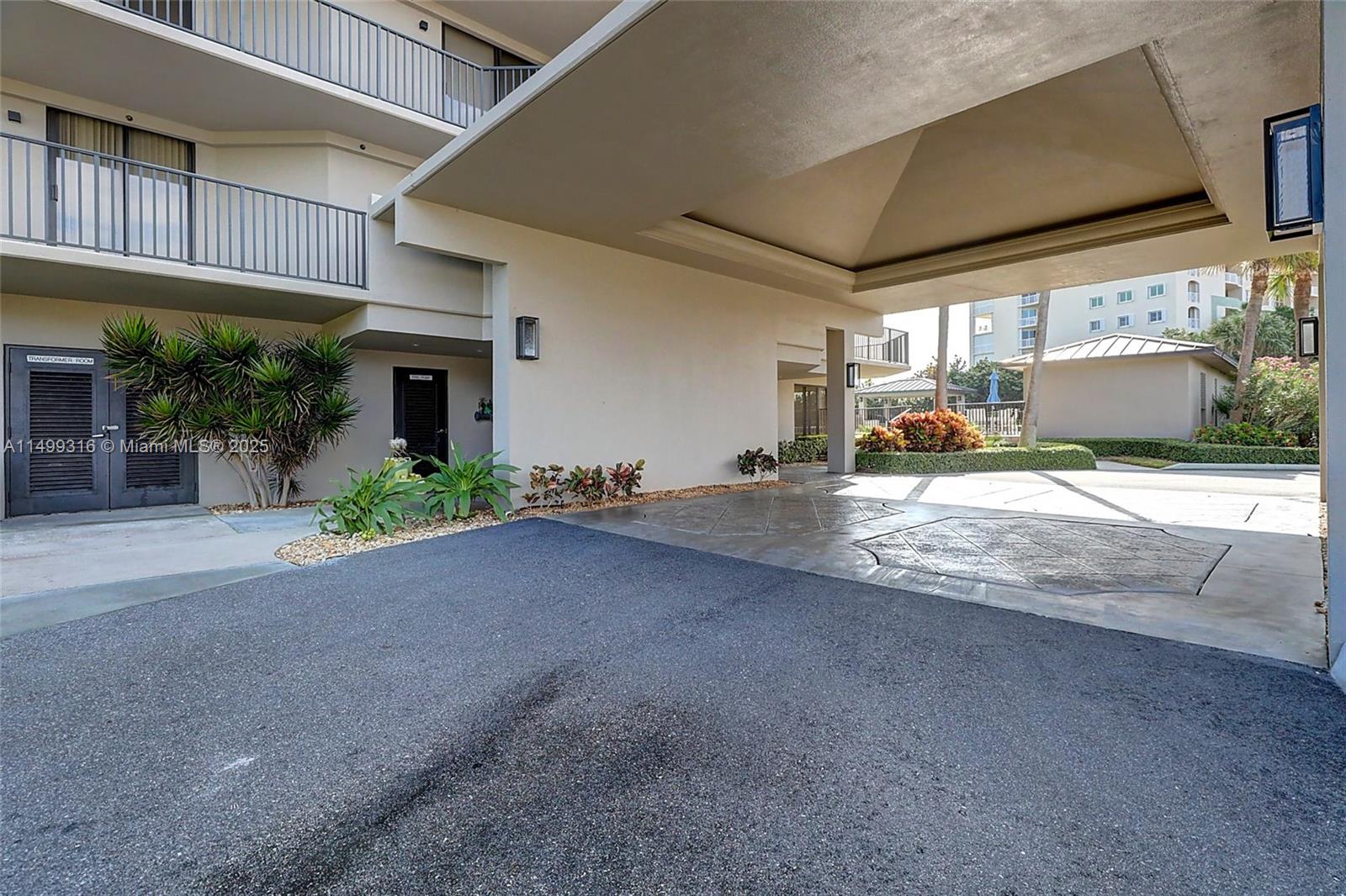 4000 Jimmy Buffet Memorial Highway 602 Property Photo 18