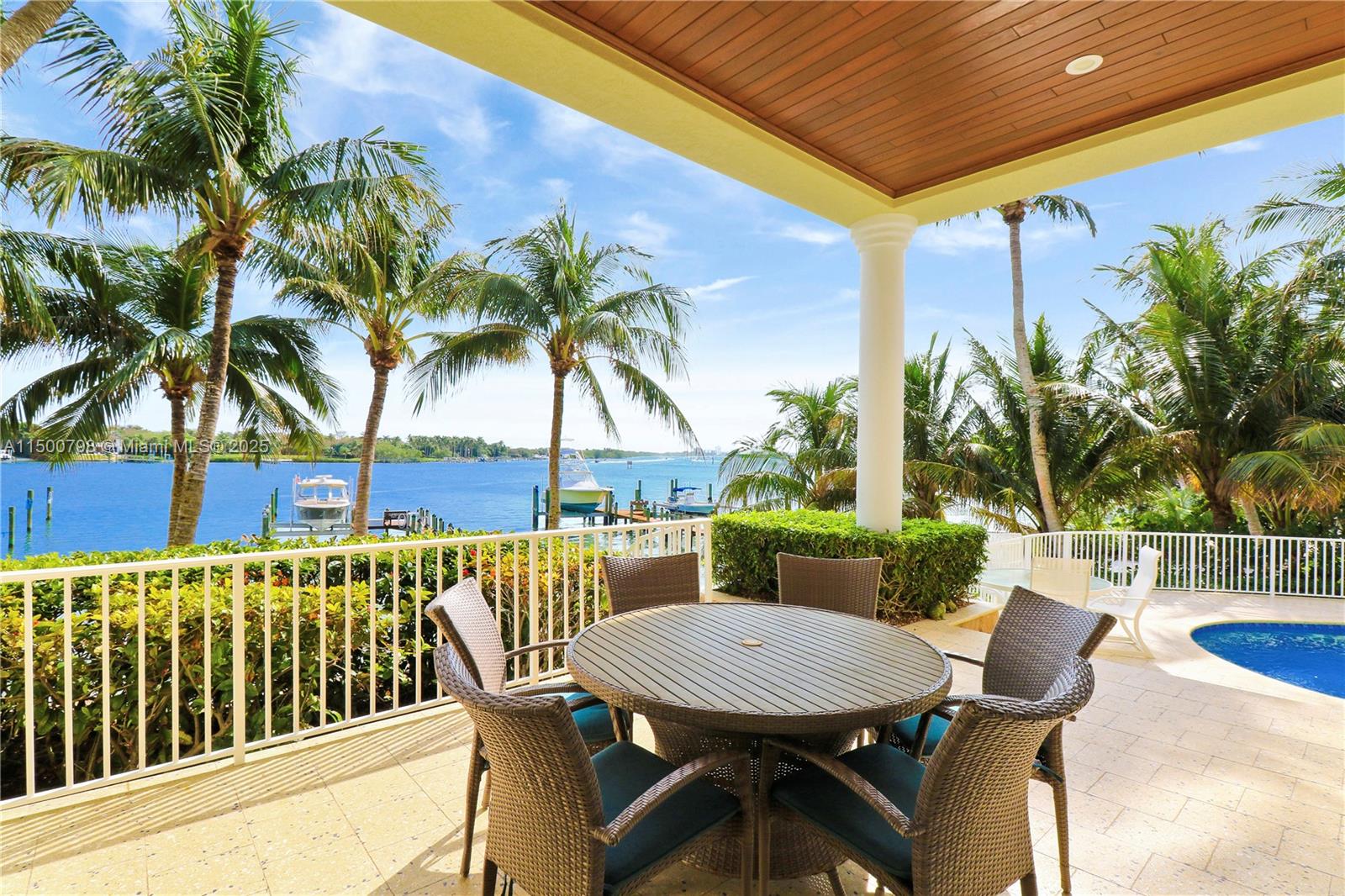 17571 Se Conch Bar Ave Property Photo 17