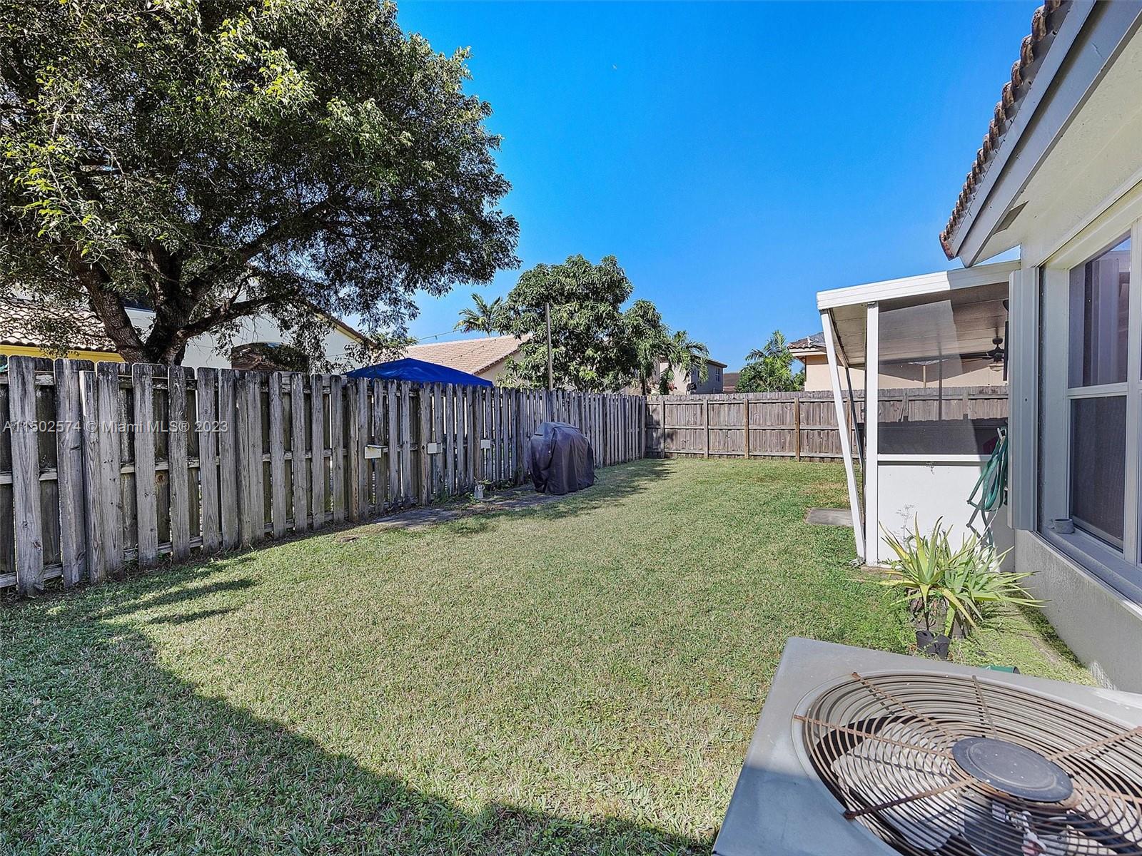 23724 Sw 107th Ct Property Photo 6