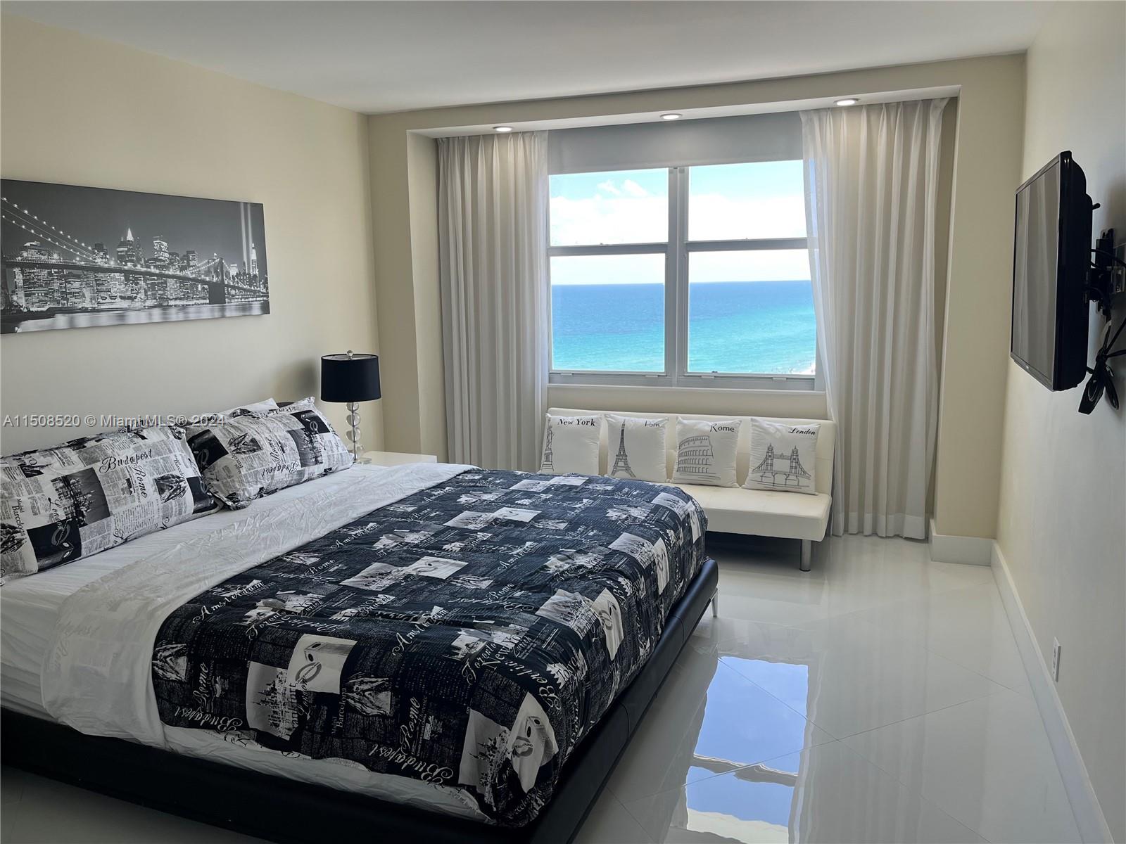 3725 S Ocean Dr 1504 Property Photo 12