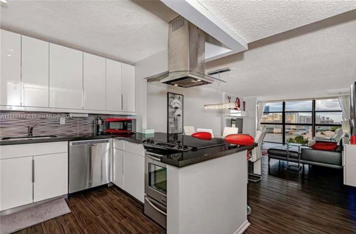 200 Leslie Dr 926 Property Photo