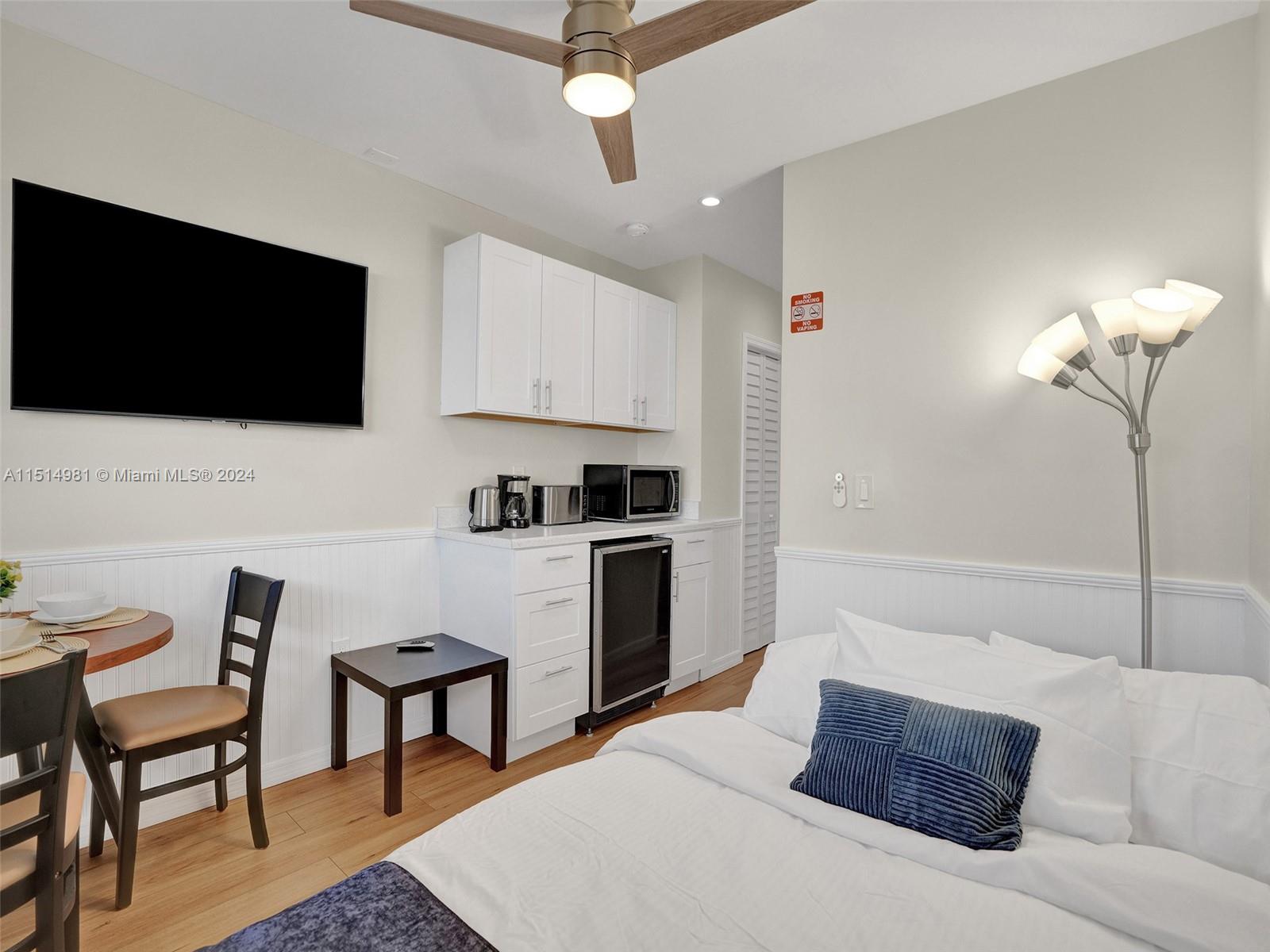 900 N Surf Rd 2 Property Photo 38