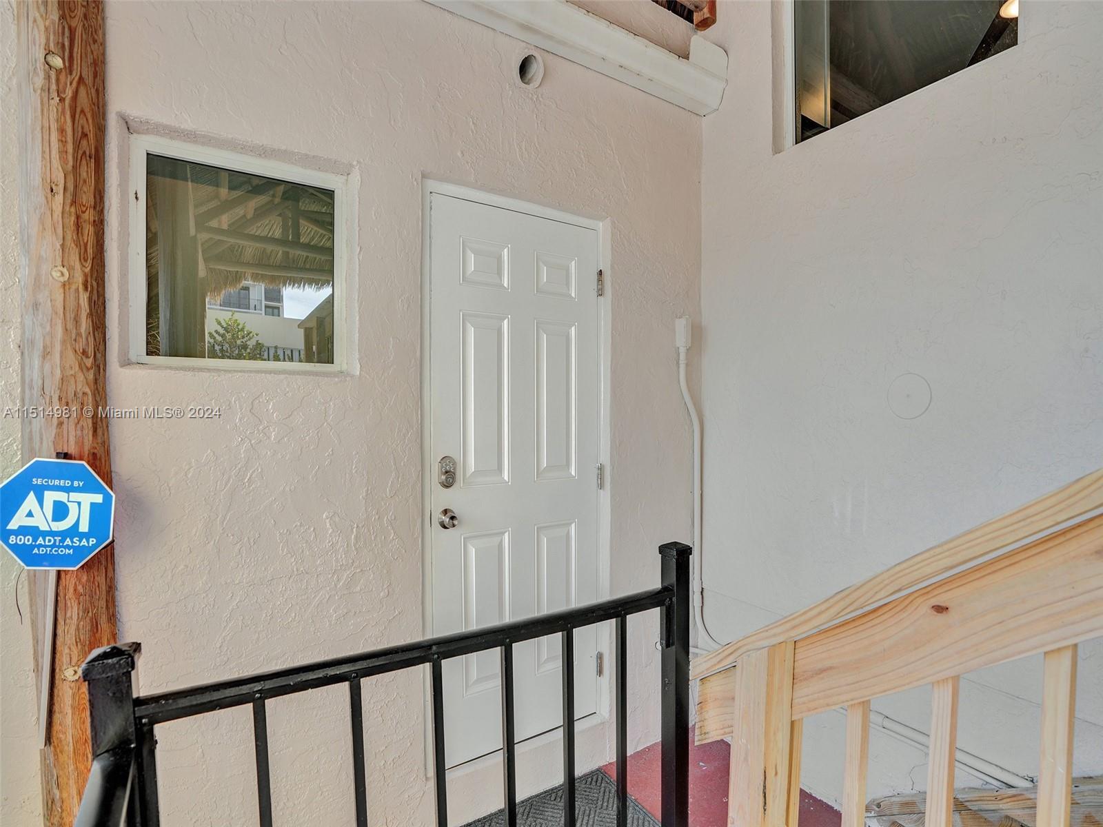 900 N Surf Rd 2 Property Photo 45