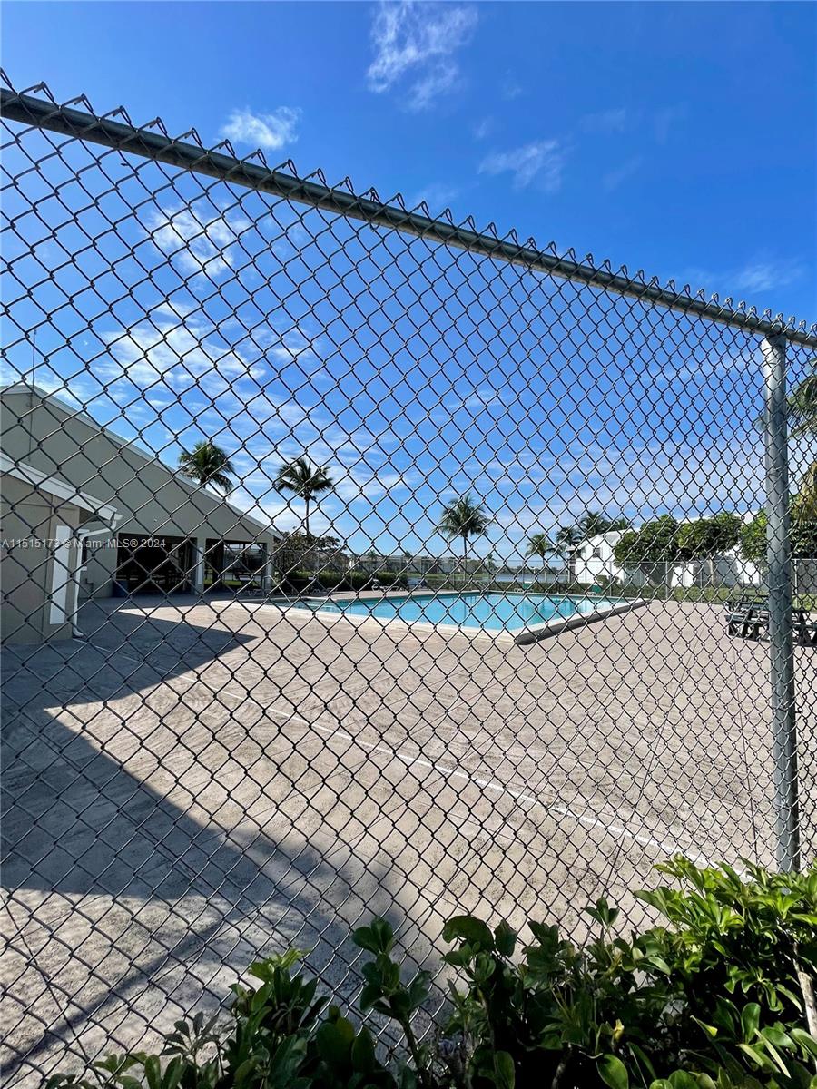 1000 Constitution Dr 1000g Property Photo 16