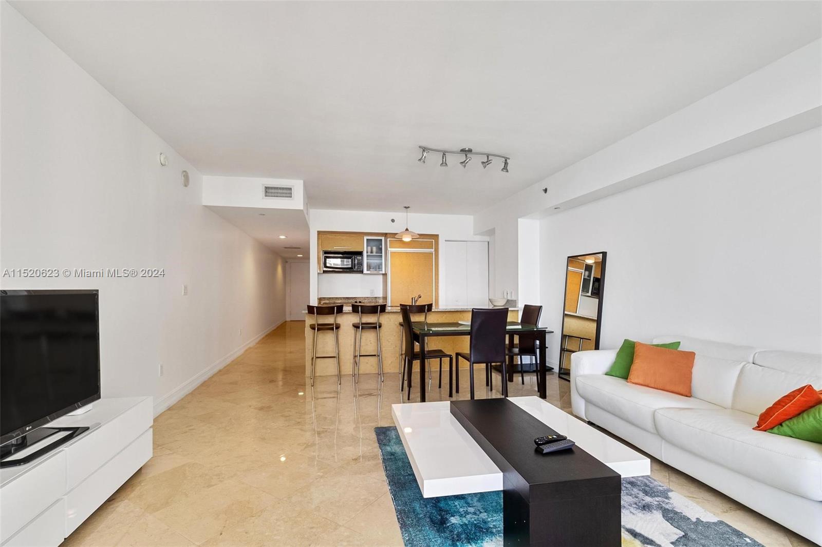 1830 S Ocean Dr 3809 Property Photo 12