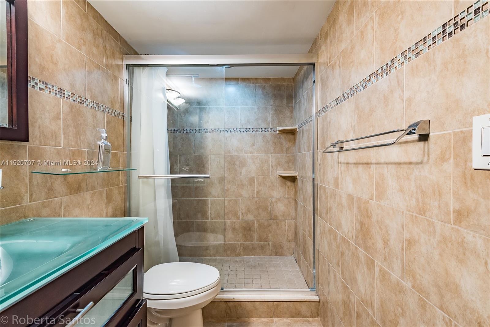 3180 S Ocean Dr 422 Property Photo 19