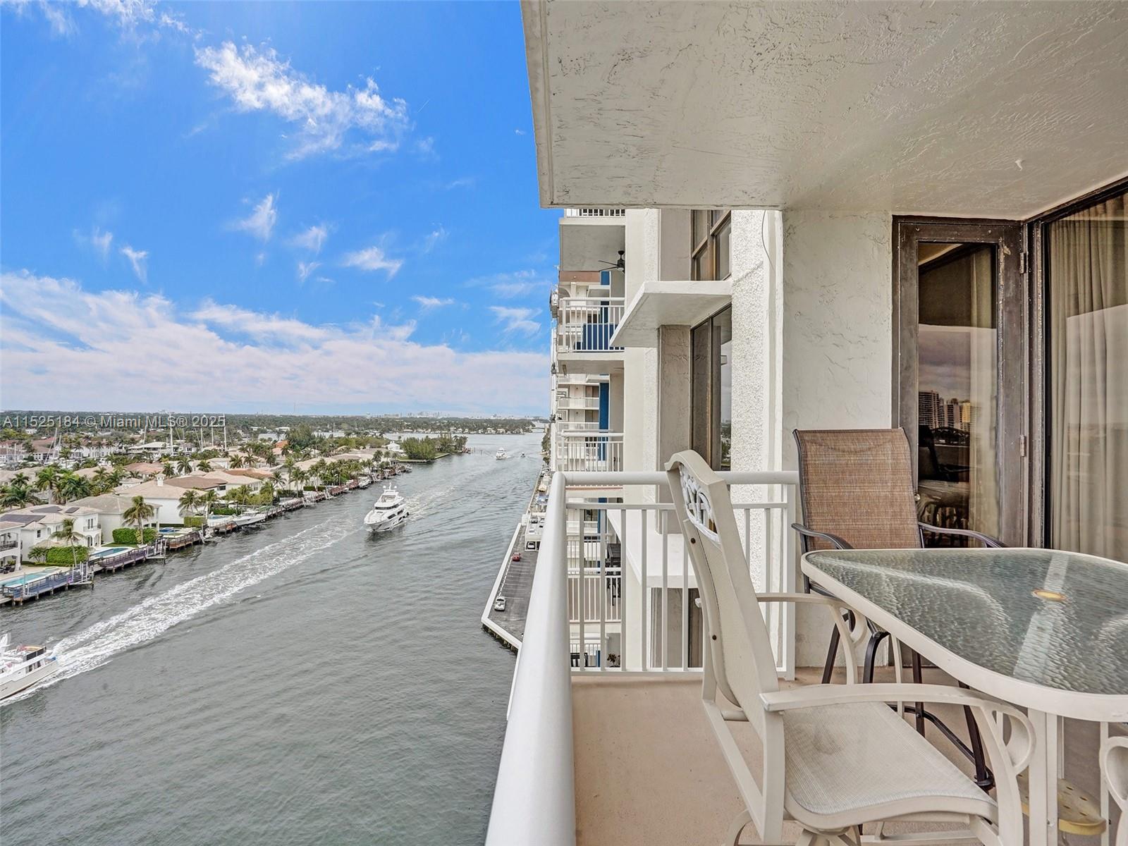 1600 S Ocean Dr 12e Property Photo 2