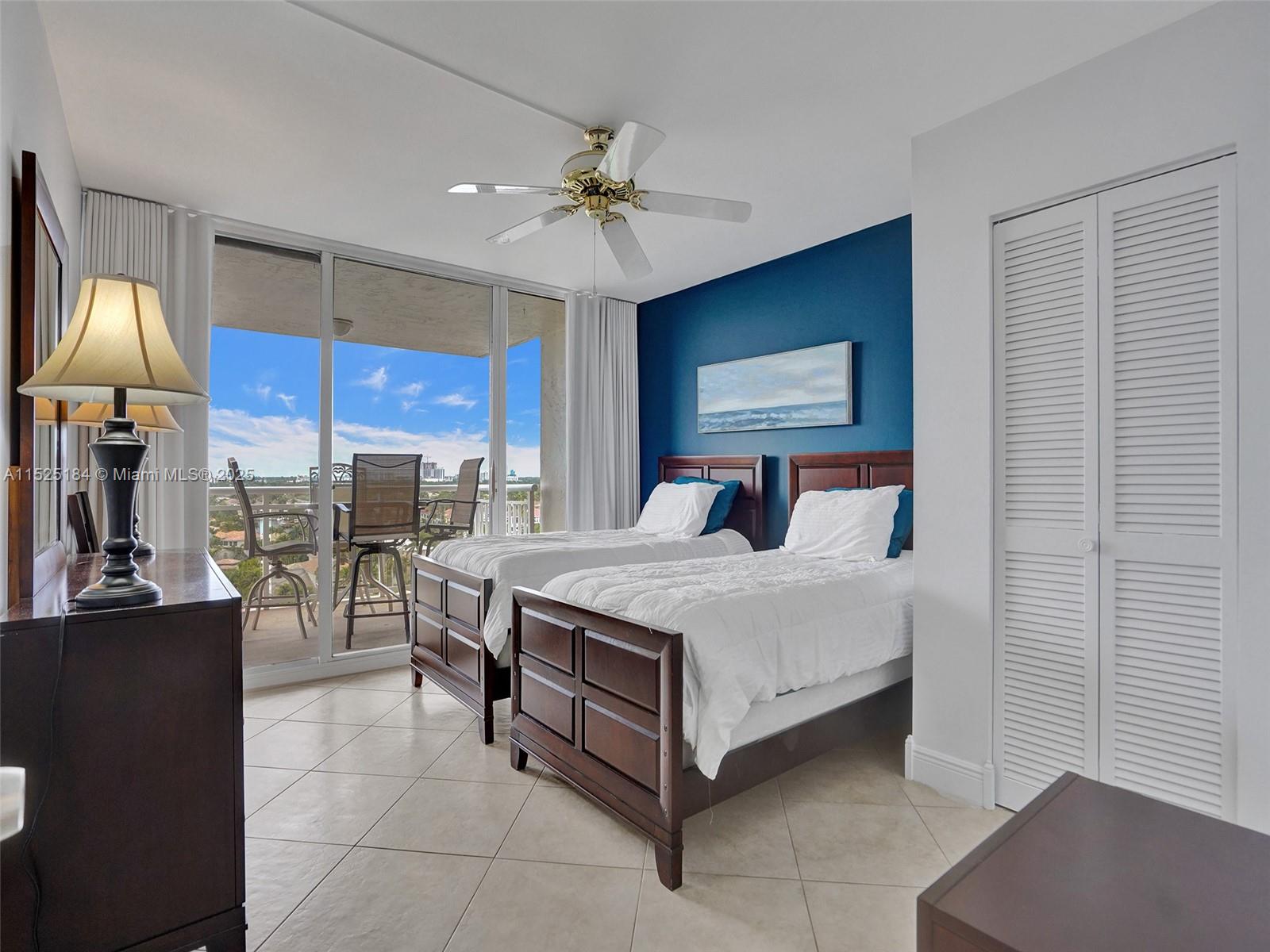 1600 S Ocean Dr 12e Property Photo 10