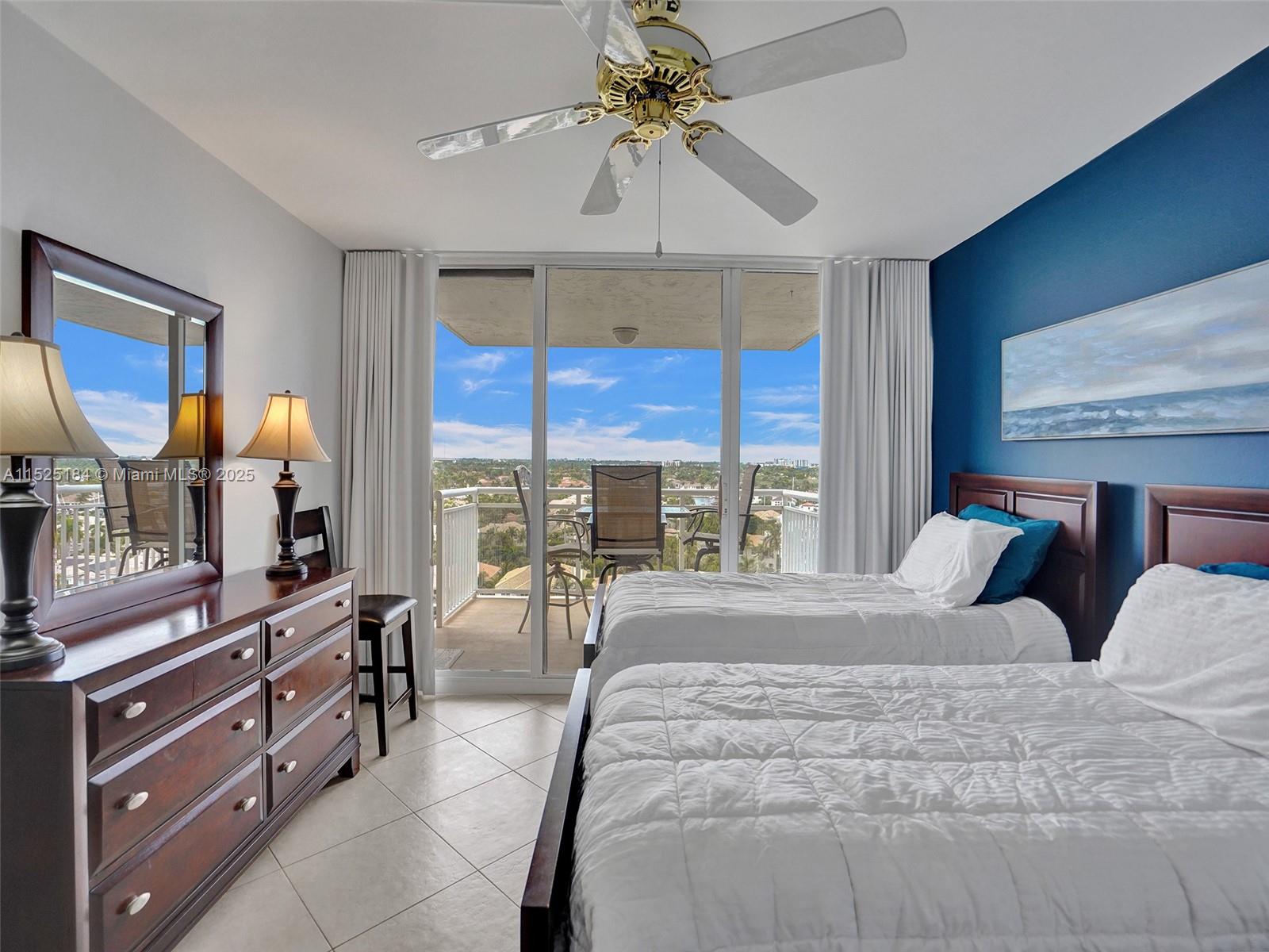 1600 S Ocean Dr 12e Property Photo 20