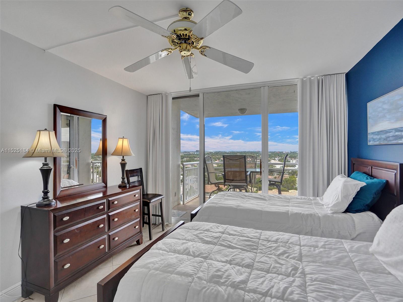 1600 S Ocean Dr 12e Property Photo 21