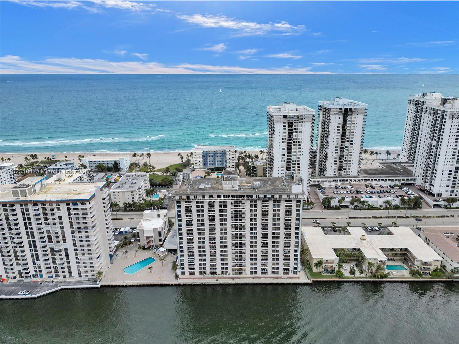 1600 S Ocean Dr 12e Property Photo 42