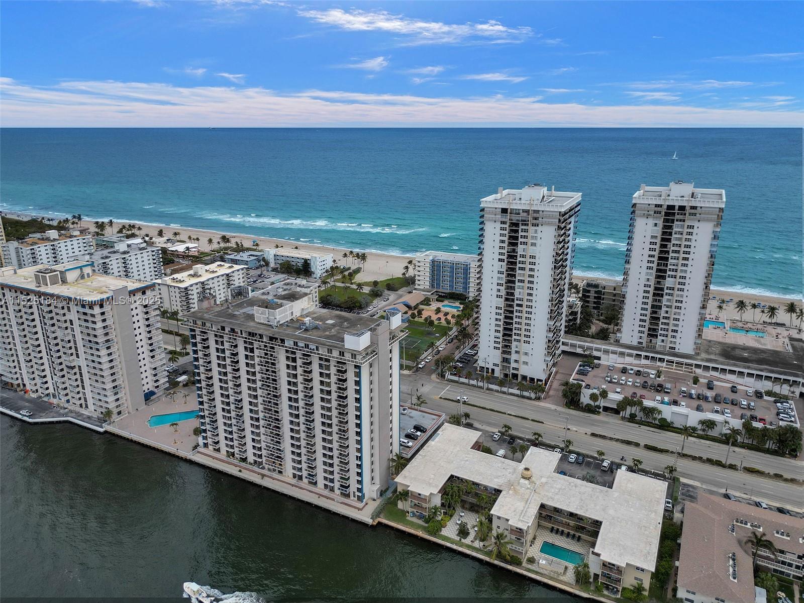 1600 S Ocean Dr 12e Property Photo 44