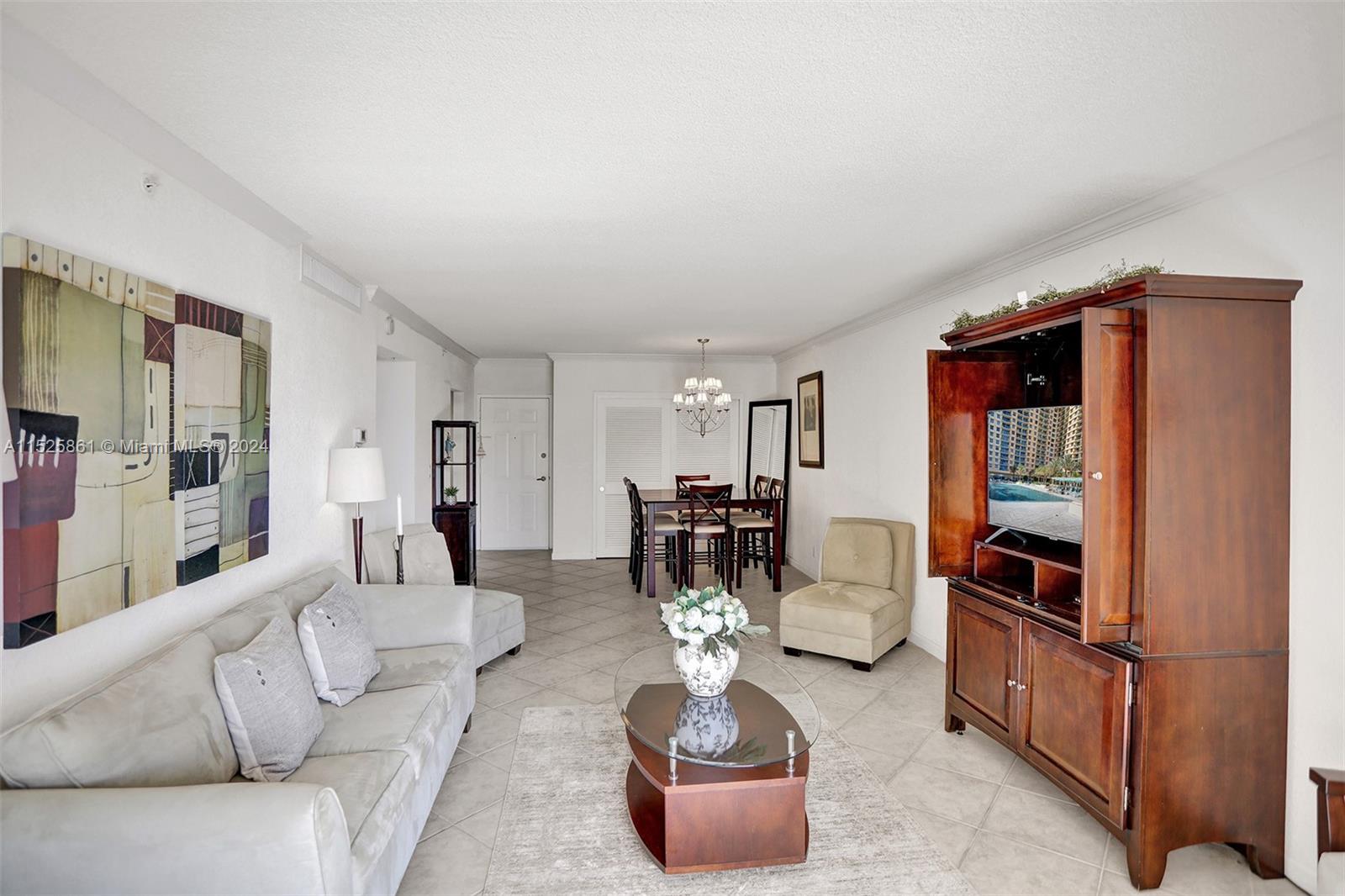 2501 S Ocean Dr (avail. April 17th, 2025) 314 Property Photo 8