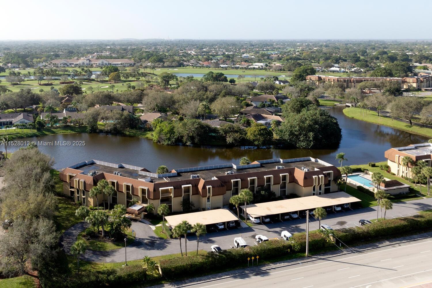 5188 Woodland Lakes Dr 337 Property Photo 2