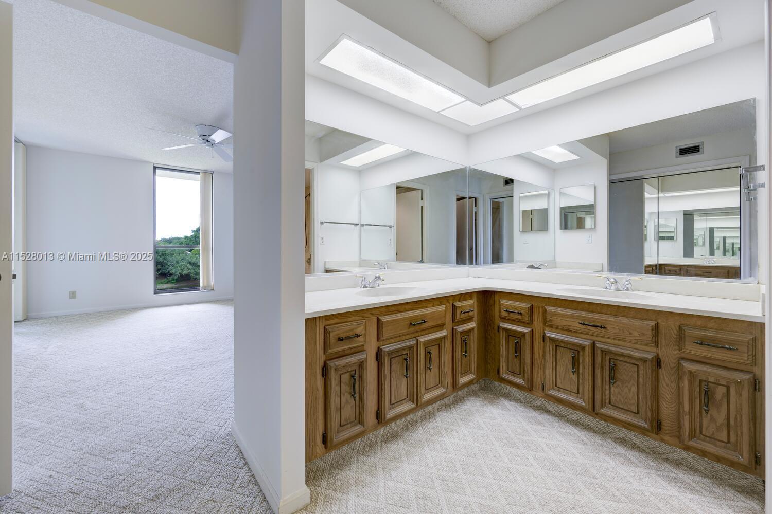 5188 Woodland Lakes Dr 337 Property Photo 16