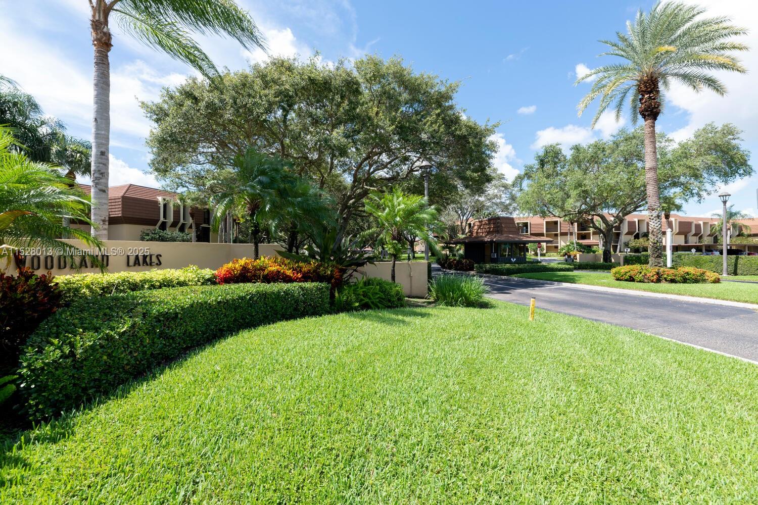 5188 Woodland Lakes Dr 337 Property Photo 37