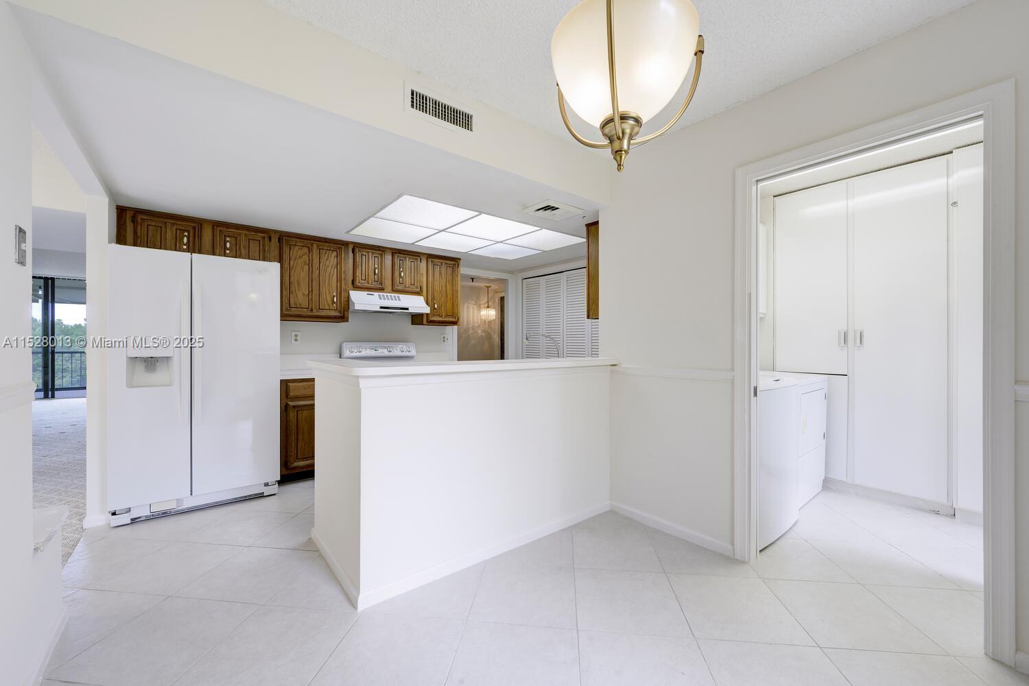 5188 Woodland Lakes Dr 337 Property Photo 38