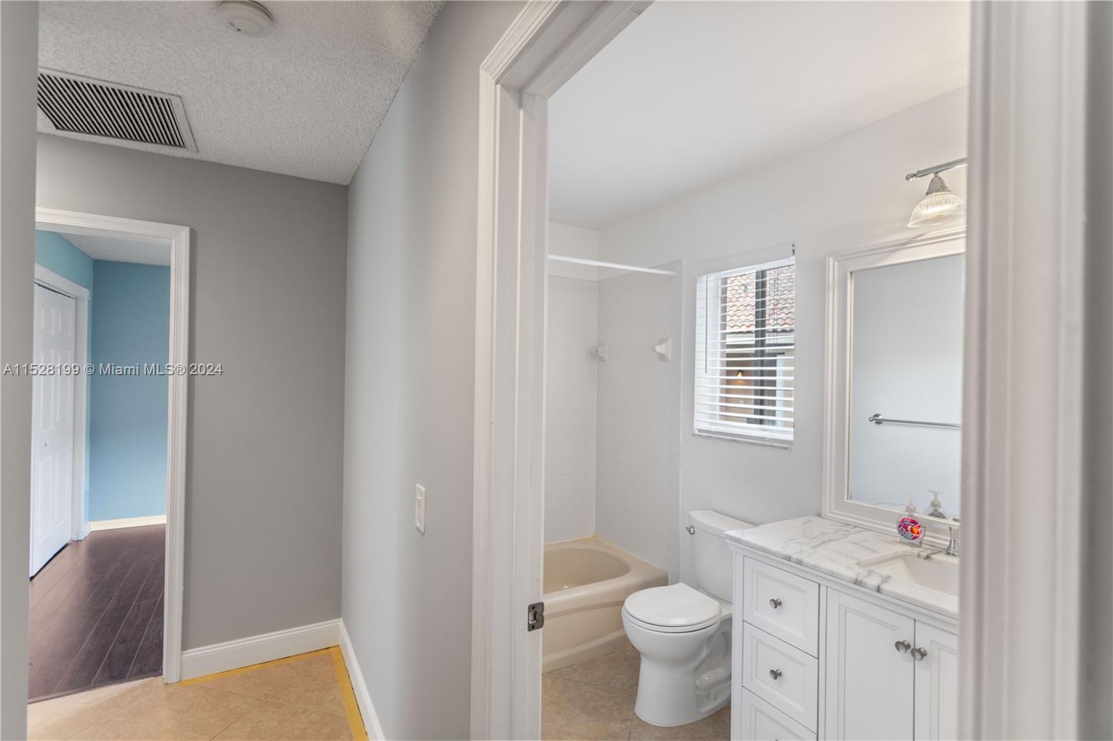 1175 Alexander Bend Property Photo 39
