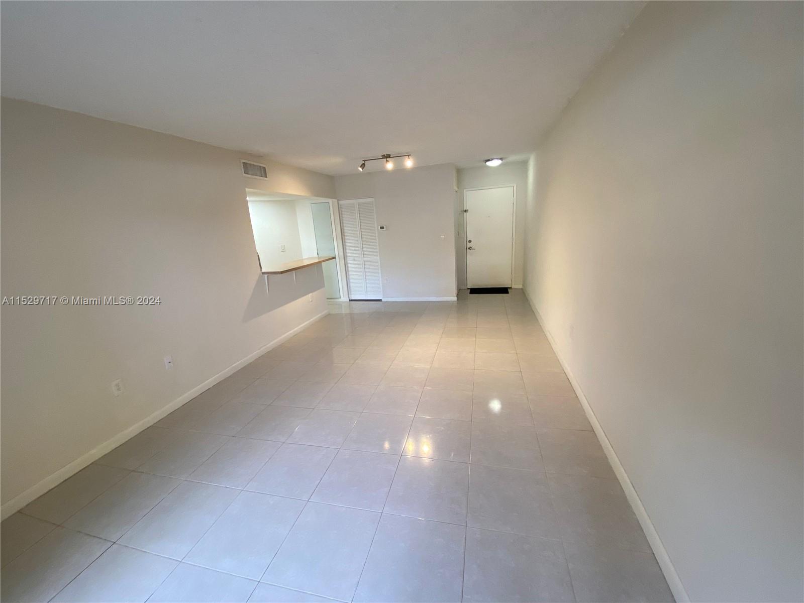 9735 Fontainebleau Blvd G102 Property Photo 7
