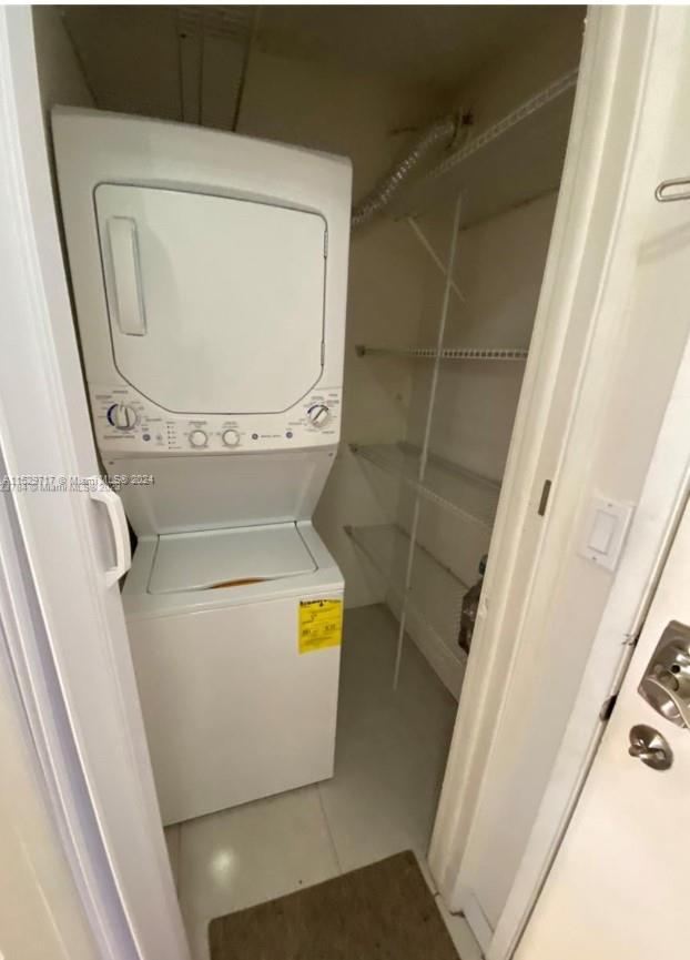 9735 Fontainebleau Blvd G102 Property Photo 12